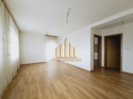 apartament-cu-3-camere-cu-scara-interioara-alba-micesti