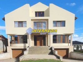 casa-vila-de-vanzare-in-alba-iulia-zona-cetate-schit-zona-exclusivista-finisata-utilata-si-racordata-la-toate-utilitatiile-12