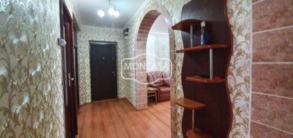 chirie-apartament-3-camere-zona-bcr-primaverii-parter-3