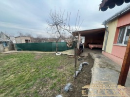 casa-teren-de-vanzare-in-zaicesti-la-strada-principala-pret-58000-euro-negociabil-2