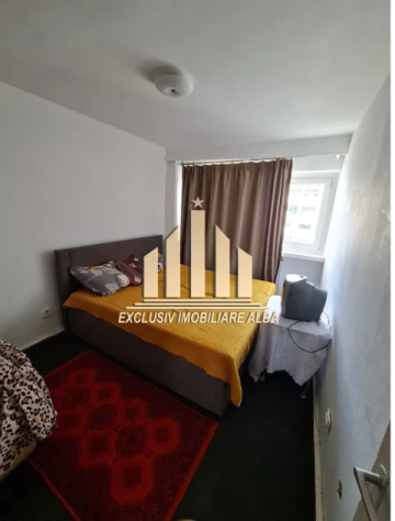 inchiriez-apartament-zona-m-uri-4