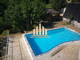 casa-cu-piscina-de-vanzare-cetate-2