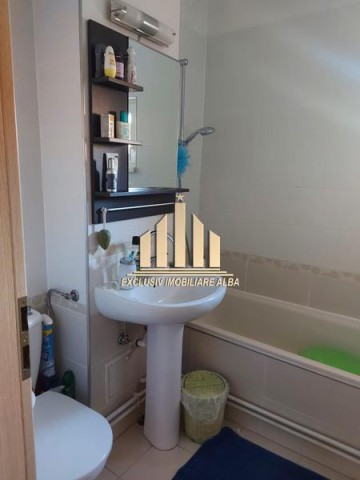 apartament-cu-3-camere-decomandate-cetate-4