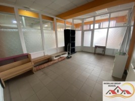 spatiu-comercial-central-200-mp-de-inchiriat-in-campulung-muscel-1400-euro-3