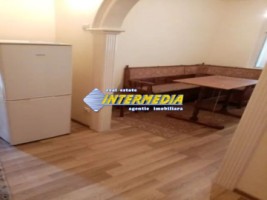 apartament-cu-2-camere-decomandat-de-vanzare-in-alba-iulia-zona-mall-mobilat-2