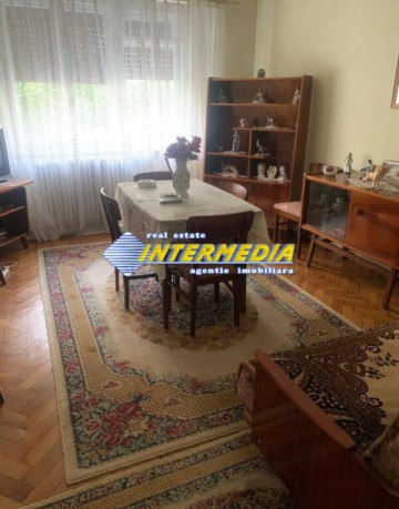 apartament-2-camere-decomandat-de-vanzare-centru