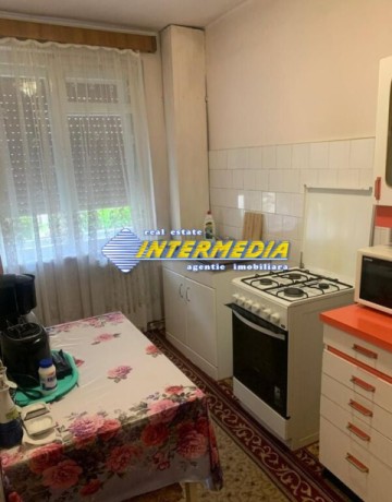 apartament-2-camere-decomandat-de-vanzare-centru-5