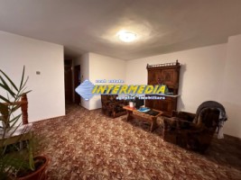 casa-tip-duplex-dpe-de-vanzare-alba-iulia-zona-mall-cu-1000-mp-teren-piscina-mobilata-si-utilata-16