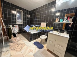 casa-tip-duplex-dpe-de-vanzare-alba-iulia-zona-mall-cu-1000-mp-teren-piscina-mobilata-si-utilata-19