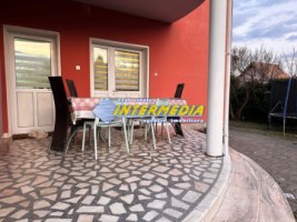 casa-tip-duplex-dpe-de-vanzare-alba-iulia-zona-mall-cu-1000-mp-teren-piscina-mobilata-si-utilata-23