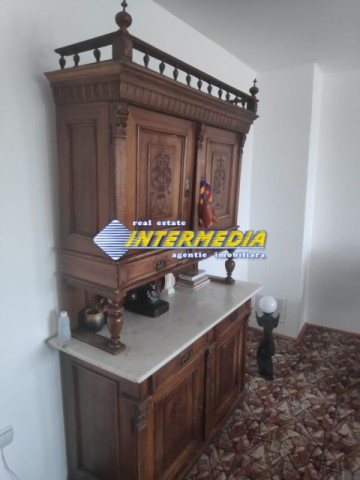 casa-tip-duplex-dpe-de-vanzare-alba-iulia-zona-mall-cu-1000-mp-teren-piscina-mobilata-si-utilata-38