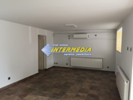 spatiu-comercial-finisat-de-inchiriat-in-cetate