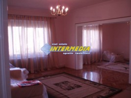 casa-cu-6-camere-alba-iulia-centru-ultracentral-1