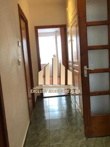 inchiriez-apartament-3-camere-centru-7