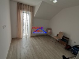 inchiriez-apartament-3-camere-recent-renovatzona-calea-cisnadiei-5