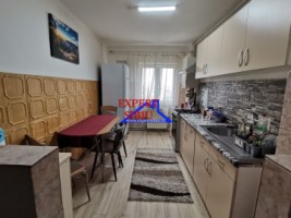 vand-apartament-3-camere-decomandat-zona-ciresica