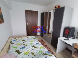 vand-apartament-3-camere-decomandat-zona-ciresica-2