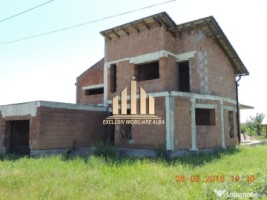 casa-individuala-cu-etaj-de-vanzare-alba-micesti-5