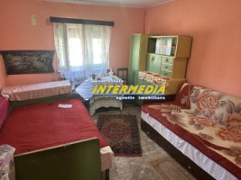 casa-de-vanzare-cu-4-camere-in-alba-iulia-teren-aferent-1072-mp-11