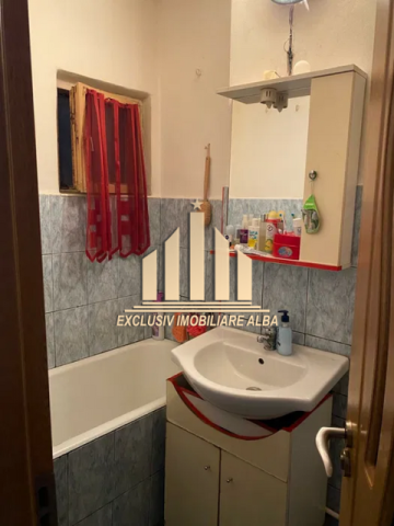 apartament-cu-2-camere-decomandate-cetate-5