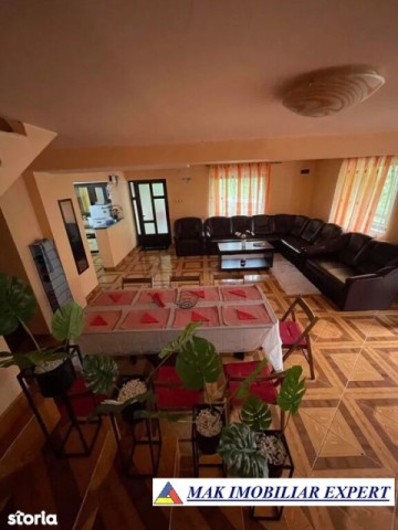 vila-8-camere-cu-teren-280-mp-dambovicioara-arges-2