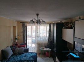 vand-schimb-apartament-cu-casa