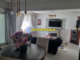 casa-pe-de-vanzare-recent-renovata-in-centru-cu-680-mp-teren-3