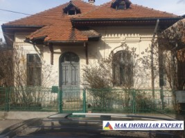 casa-stil-5-camere-teren-8000-mp-campulung