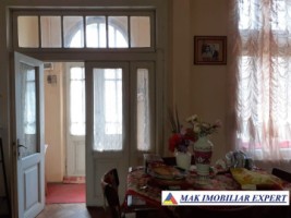 casa-stil-5-camere-teren-8000-mp-campulung-17