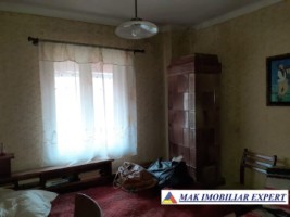 casa-stil-5-camere-teren-8000-mp-campulung-16