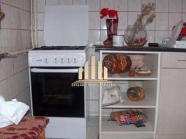 apartament-cu-3-camere-cetate-1