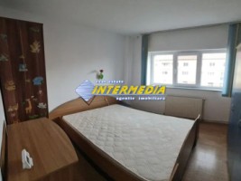 de-vanzare-apartament-2-camere-decomandat-etaj-3-alba-iulia-finisat-complet-mobilat