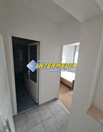 de-vanzare-apartament-2-camere-decomandat-etaj-3-alba-iulia-finisat-complet-mobilat-7