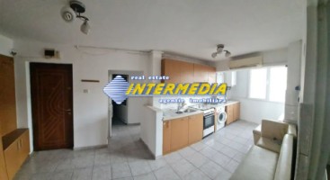 de-vanzare-apartament-2-camere-decomandat-etaj-3-alba-iulia-finisat-complet-mobilat-11