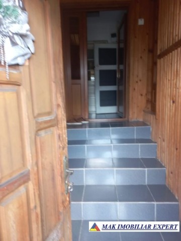 casa-3-camere-teren-1000-mp-in-apa-sarata-campulung-arges-11