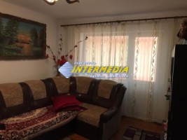 apartament-2-camere-finisat-si-mobilat-de-vanzare-cetate-etaj-2-4