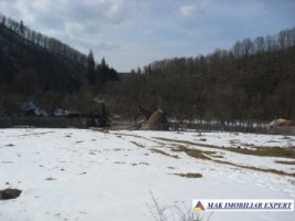 teren-11-ha-intraextravilan-de-vanzare-in-bughea-de-sus-arges-oportunitate-excelenta-pentru-dezvoltari-rezidentiale-si-agricole