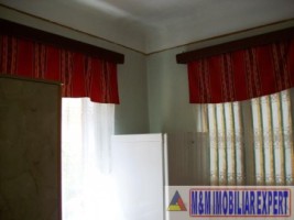 casa-cu-3-camere-si-teren-de-400-mp-in-um-campulung-muscel-arges-confort-si-accesibilitate-in-oras-8