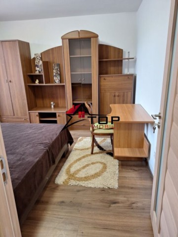 inchiriere-apartament-cu-2-camere-podu-ros-1