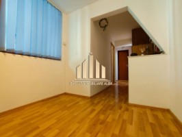 apartament-cu-3-camere-de-vanzare-cetate-4