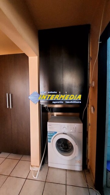 urgent-apartament-cu-2-camere-decomandat-mobilat-si-utilat-in-alba-iulia-cetate-9