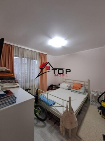 apartament-4-camere-semidecomandat-cug-providenta-4