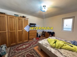 vanzare-casa-p-cu-2-3-camere-alba-iulia-zona-hcc-la-asfalt-si-1176-mp-teren-13