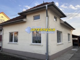 vanzare-casa-p-cu-2-3-camere-alba-iulia-zona-hcc-la-asfalt-si-1176-mp-teren-23