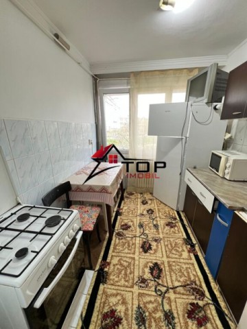 inchiriere-apartament-cu-2-camere-podu-ros-5