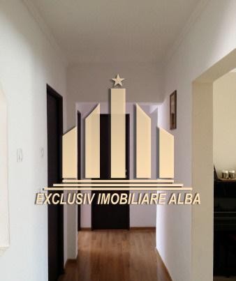 apartament-cu-3-camere-cetate-2