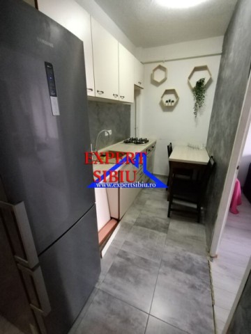 inchiriez-apartament-2-camere-decomandatzona-mihai-viteazul-4