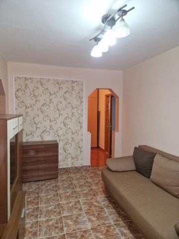 apartament-2-camere-zona-scolii-7-strvarnav