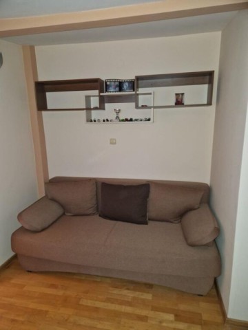 apartament-2-camere-zona-scolii-7-strvarnav-1