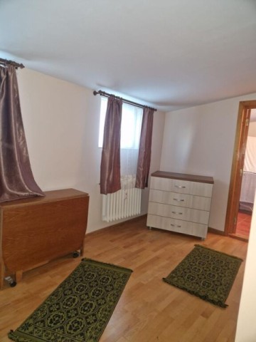 apartament-2-camere-zona-scolii-7-strvarnav-3